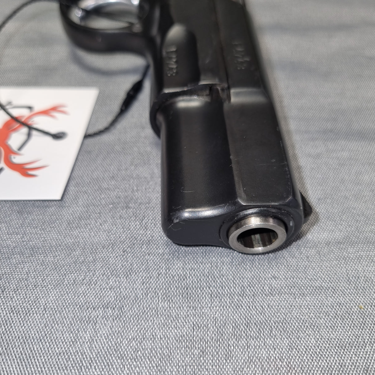 Pištolj Češka Zbrojovka M75 kal.9x19 (U/0177/26)