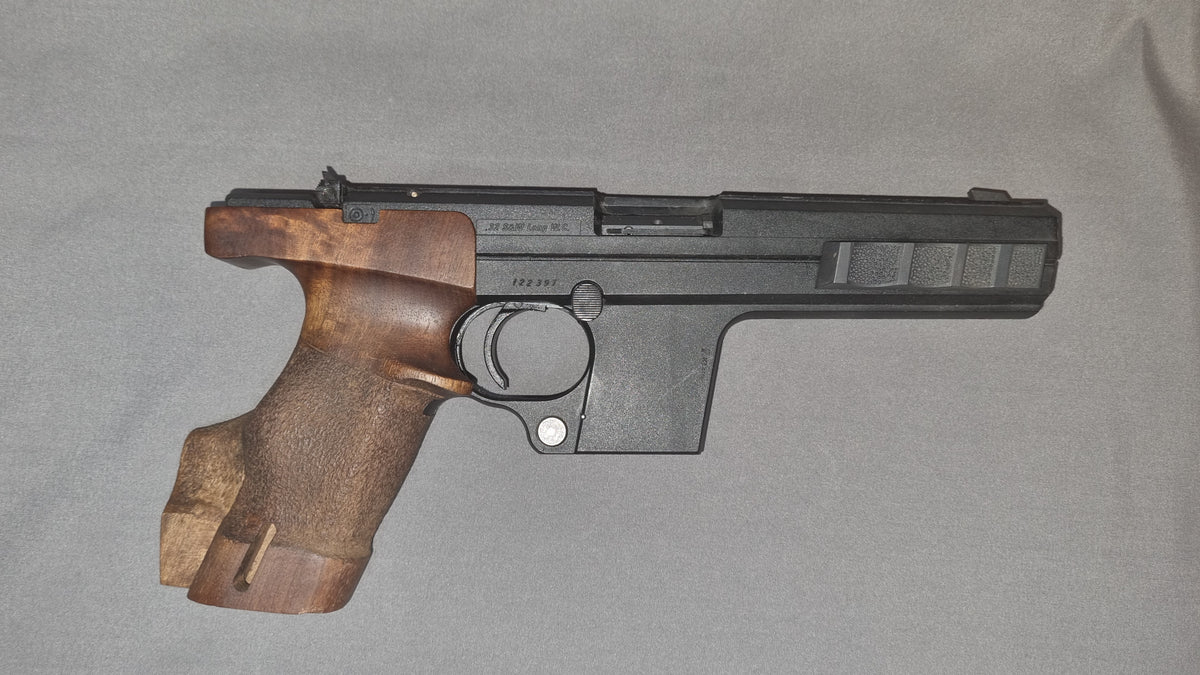 Pištolj Hammerli M280 kal.32 S&W Long WC (U/0216/26)