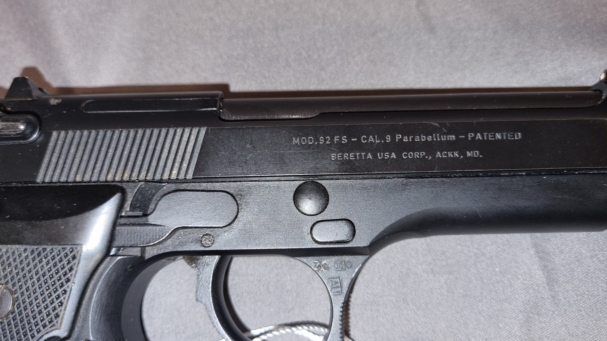 Pištolj Beretta Mod.92FS kal.9mm Luger (U/0206/26)