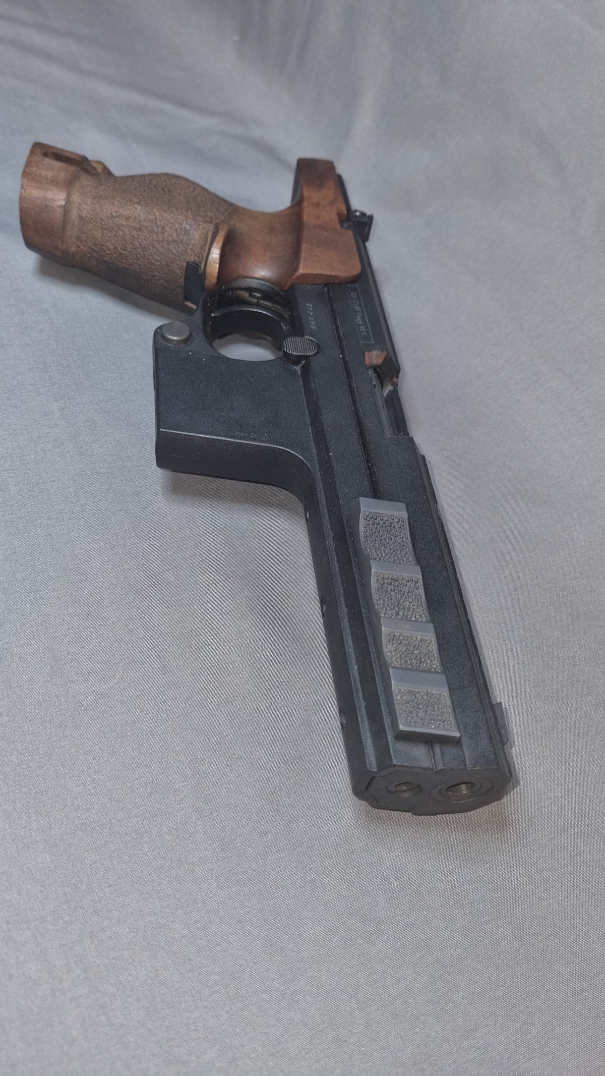 Pištolj Hammerli M280 kal.32 S&W Long WC (U/0216/26)